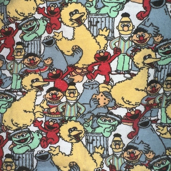 Sesame Street pajama top unisex - Picture 2 of 3